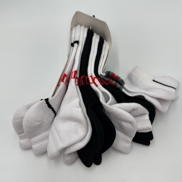 NWT Hanes Ultimate Originals Women’s Heel Shield Socks
Size: 5–9 Pack of 6 pairs - Picture 5 of 8